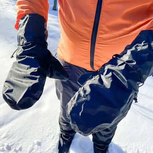 Waterproof mittens in winter